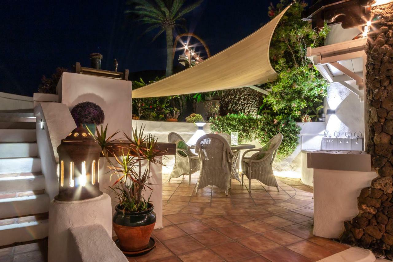 Deluxe Designer Historic Villa Via Lactea, Panoramic Sea Views, Own Private Heated Pool And Subtropical Garden La Asomada  Buitenkant foto
